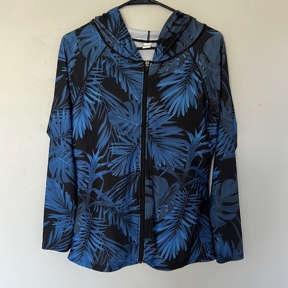 None Other - Swim hoodie, women’s size Large. Blue and black Hawaiian print. So cute!